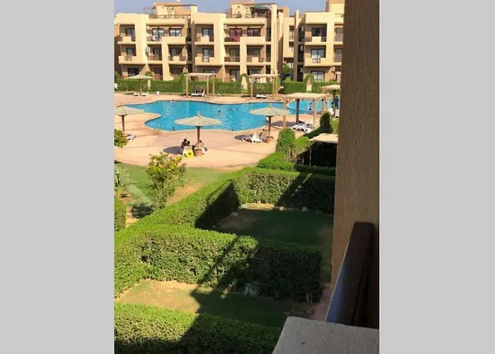 Amazing At Bluebay Asian Pool View - Families Only Apartman